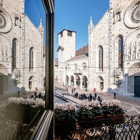La Finestra Sul Duomo - The House Of Travelers Como Exterior foto