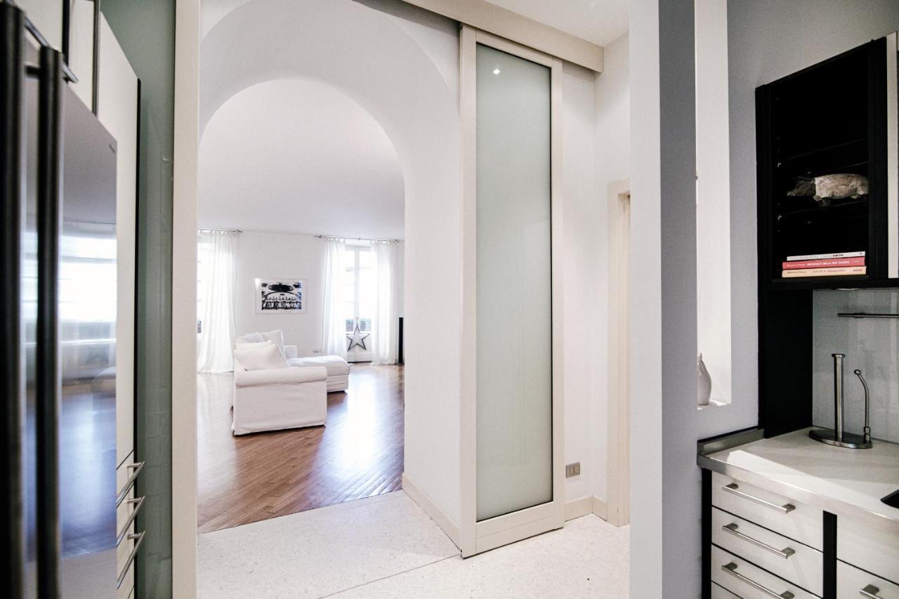 La Finestra Sul Duomo - The House Of Travelers Como Exterior foto