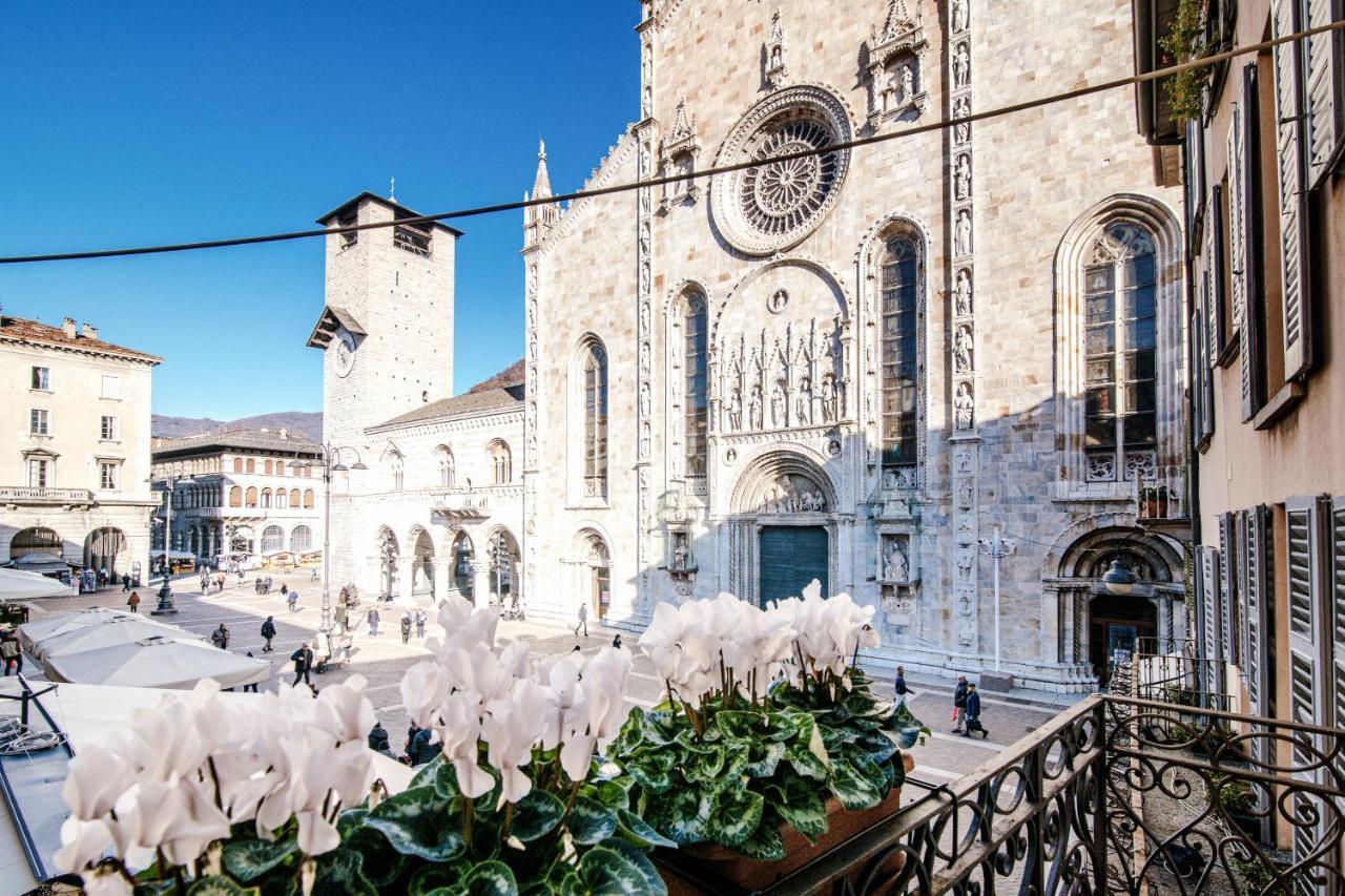 La Finestra Sul Duomo - The House Of Travelers Como Exterior foto
