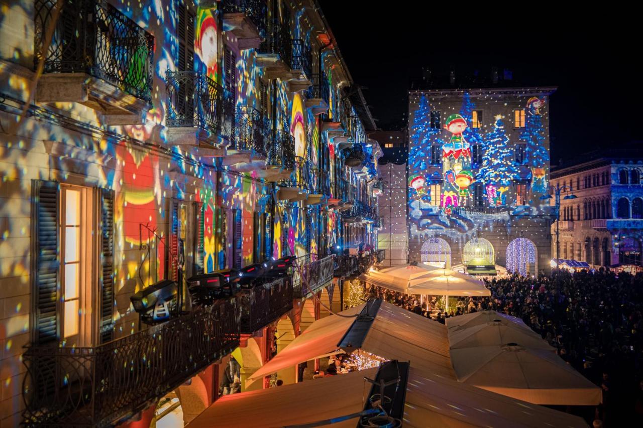 La Finestra Sul Duomo - The House Of Travelers Como Exterior foto